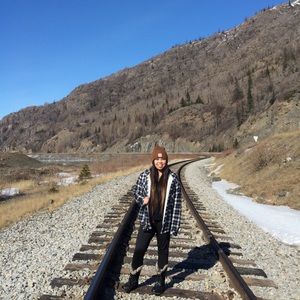 Meet your Posher, Lei